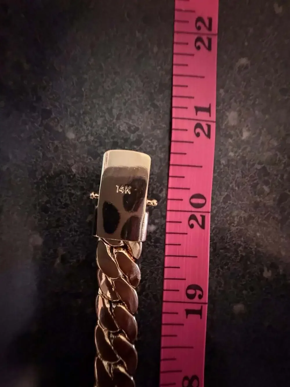 Unbranded 14k gold